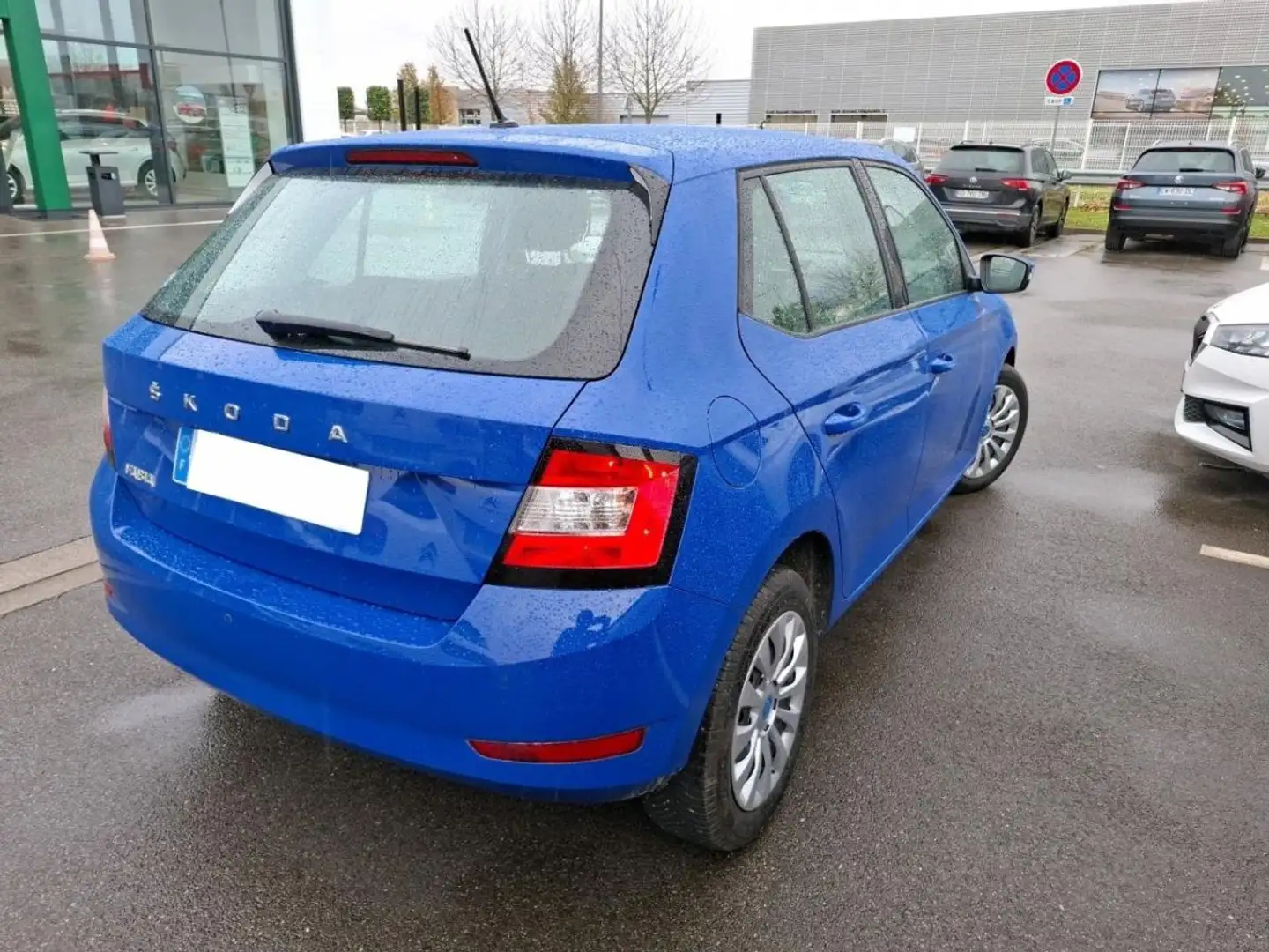 Skoda Fabia 1.0 MPI 60 Business Bleu - 2