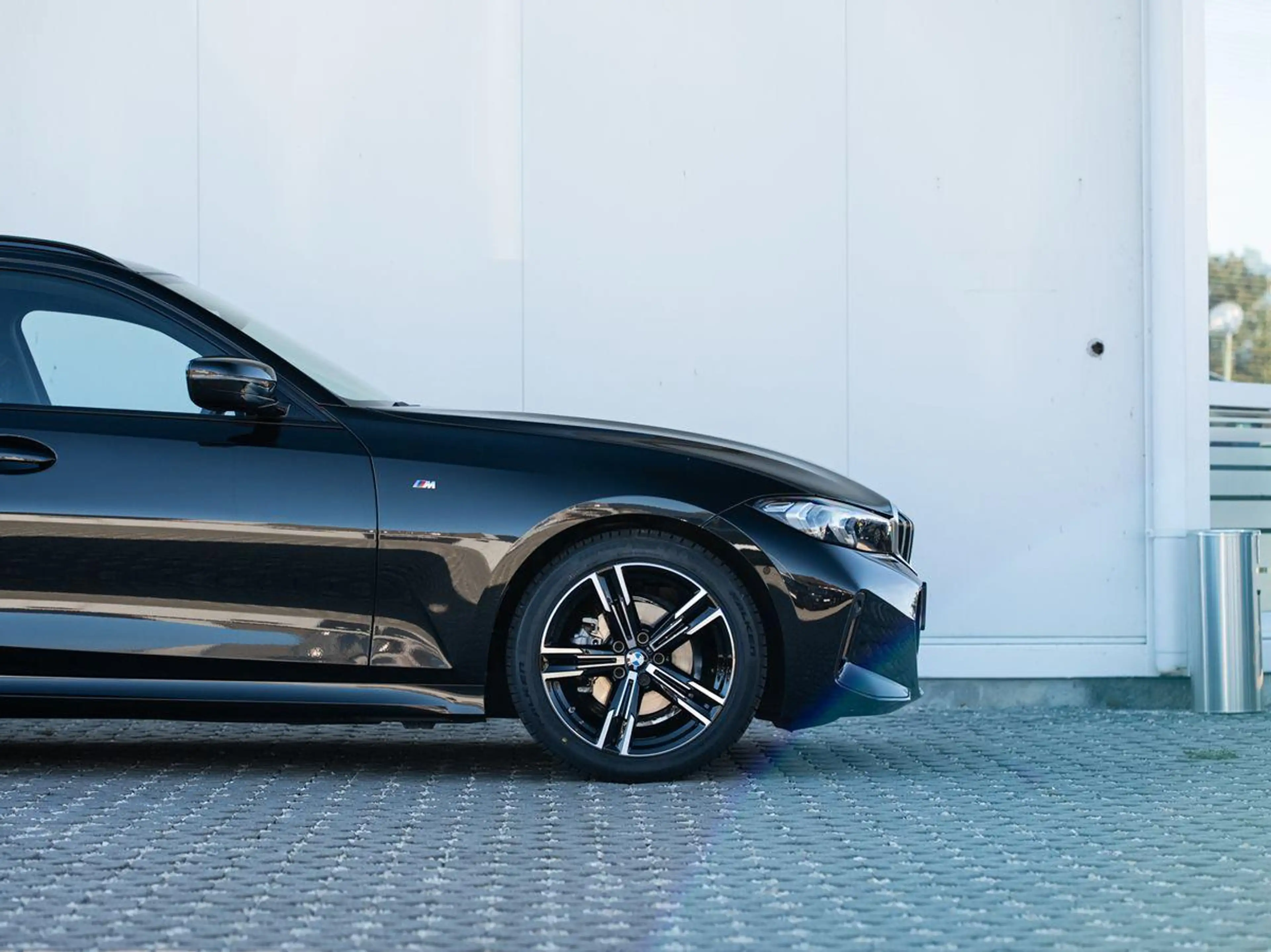 BMW 318 d Tour M-Sport AHK ACC KoZg Wireless S-Glas — photo 15