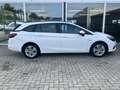 Opel Astra Sports Tourer 1.2 Edition 50% deal 5.375,- ACTIE T Wit - thumbnail 9