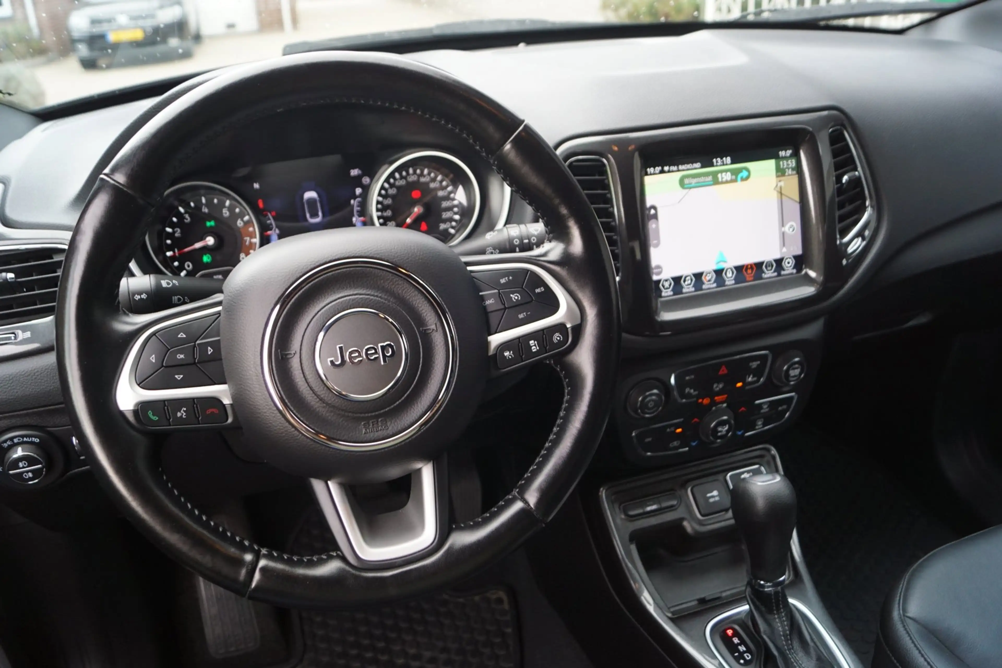 Jeep Compass 1.3T S Autom Leder Sportst Stoel/Stuurverw Navi Ca — photo 9