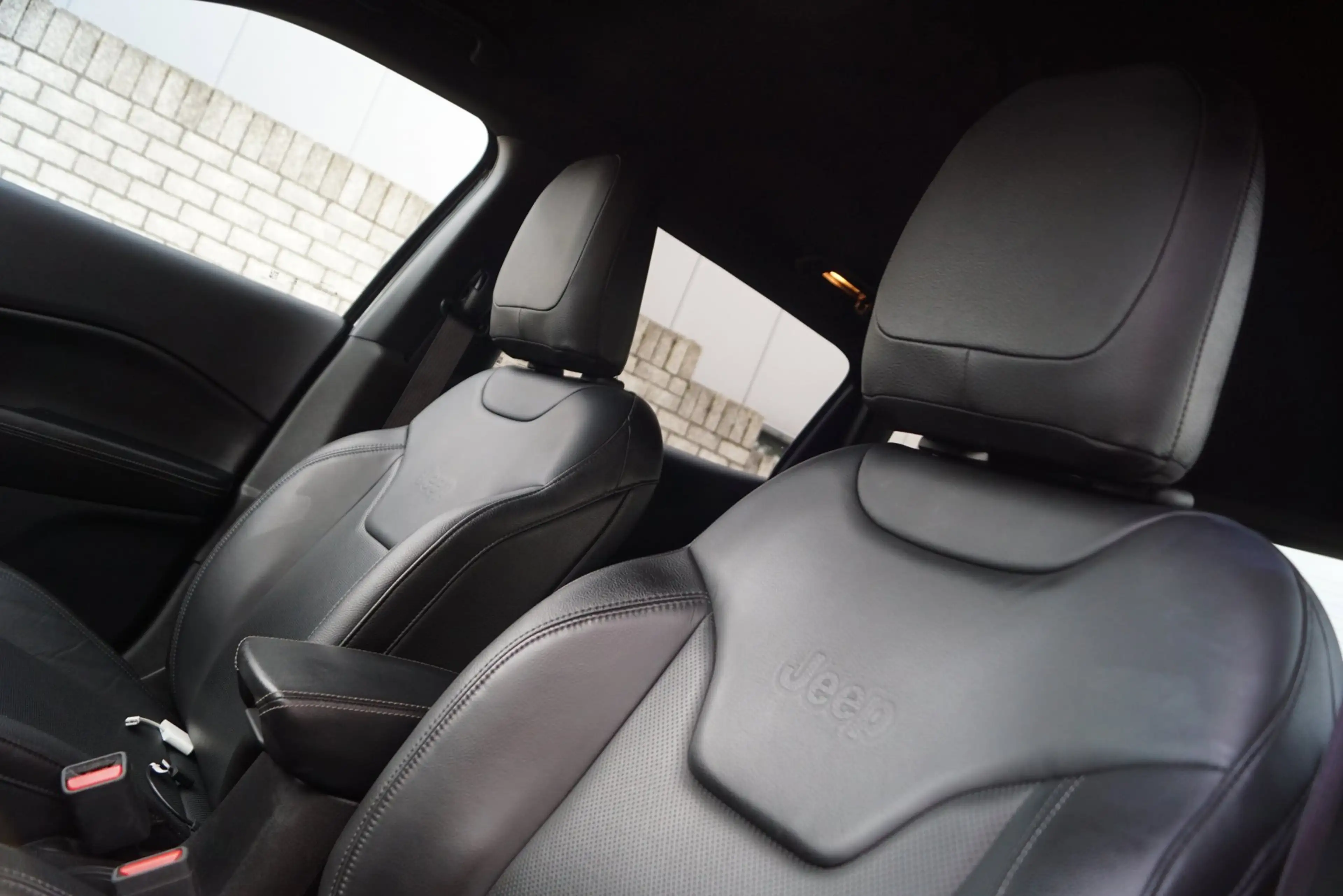 Jeep Compass 1.3T S Autom Leder Sportst Stoel/Stuurverw Navi Ca — photo 26
