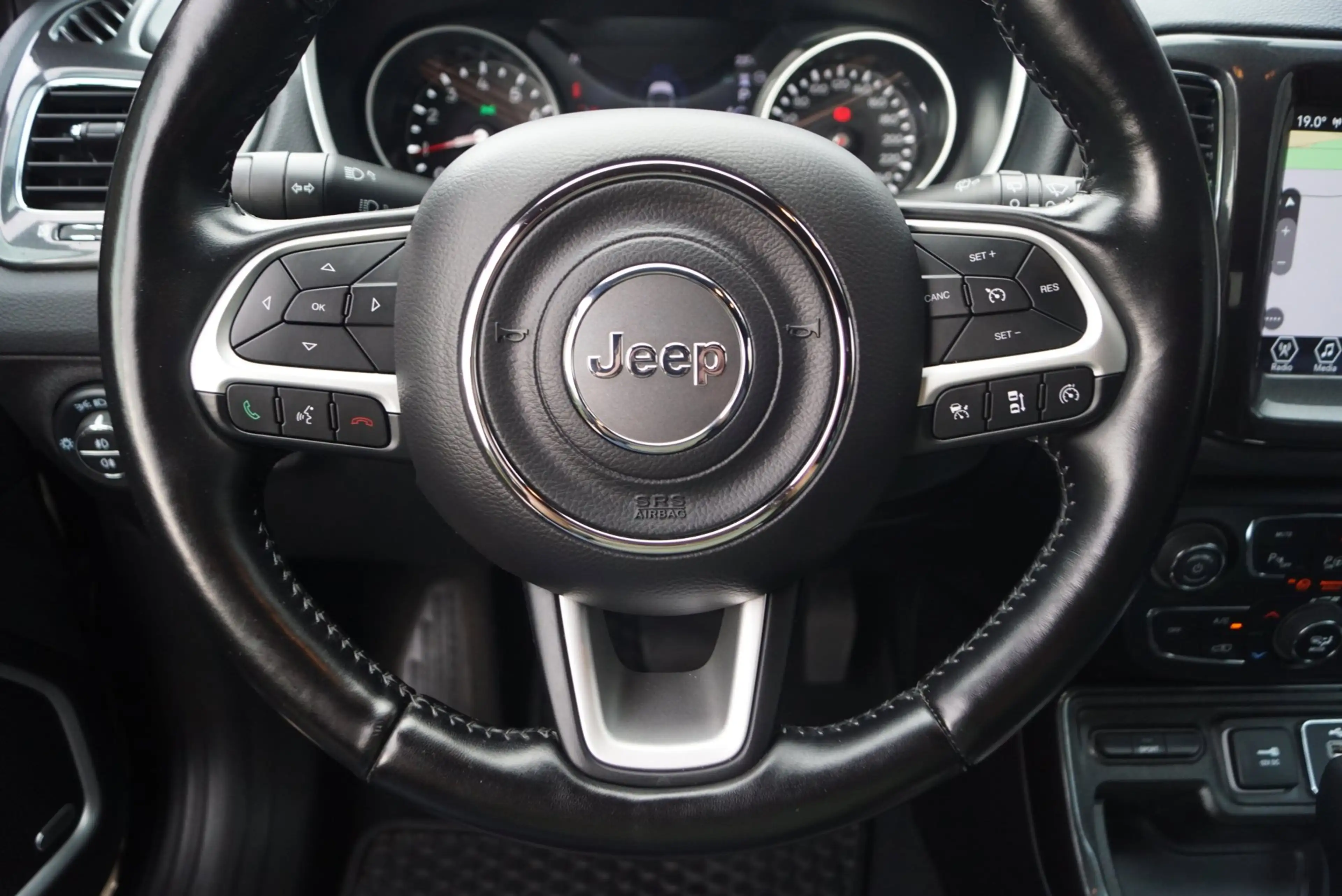 Jeep Compass 1.3T S Autom Leder Sportst Stoel/Stuurverw Navi Ca — photo 19