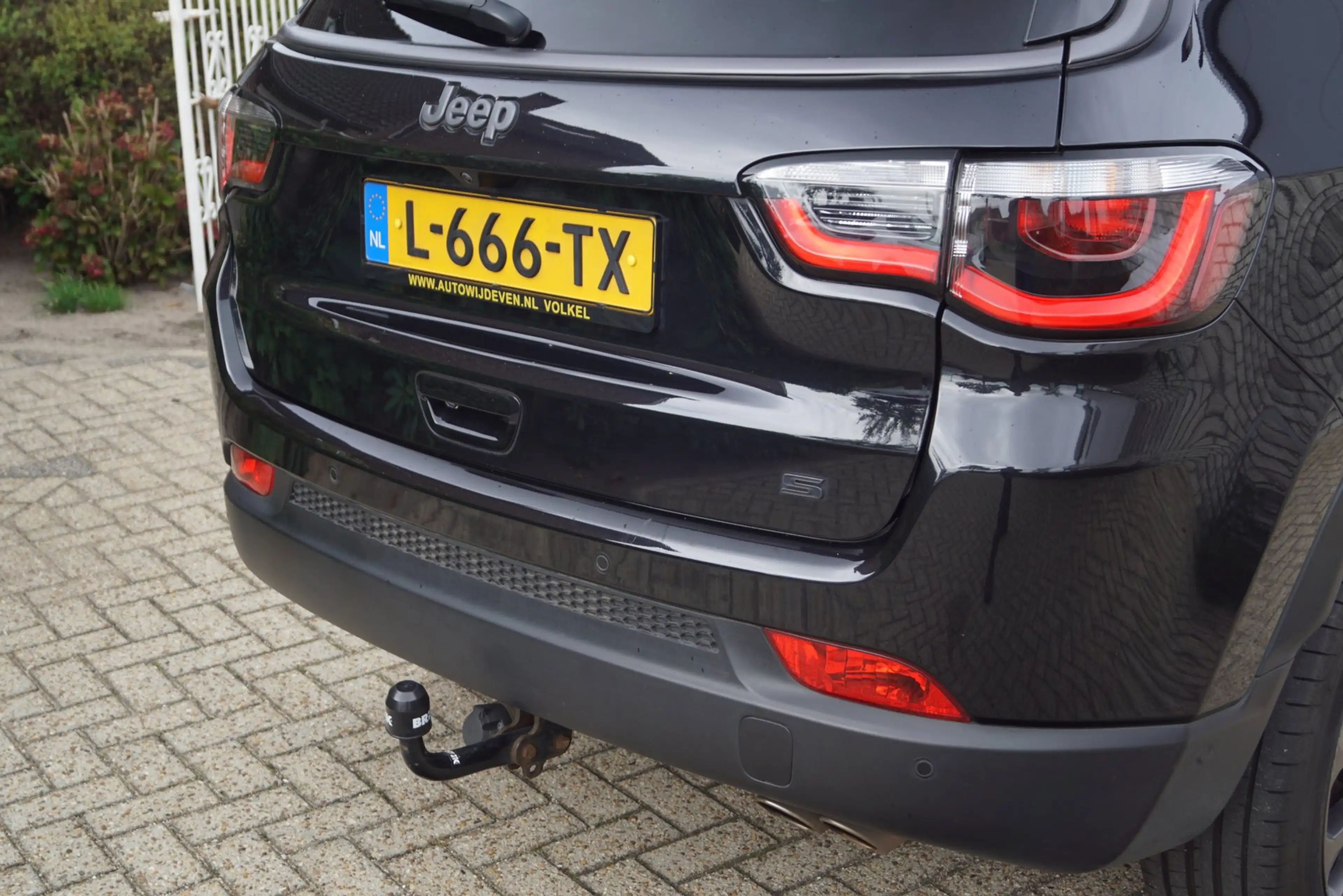 Jeep Compass 1.3T S Autom Leder Sportst Stoel/Stuurverw Navi Ca — photo 46