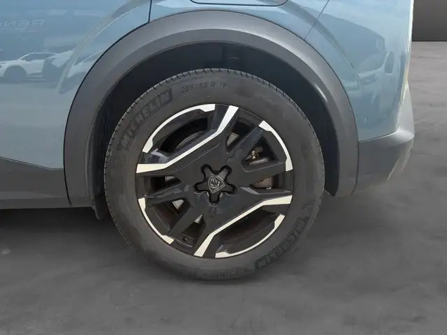 Peugeot 3008 view 16