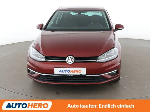 Volkswagen Golf view 9