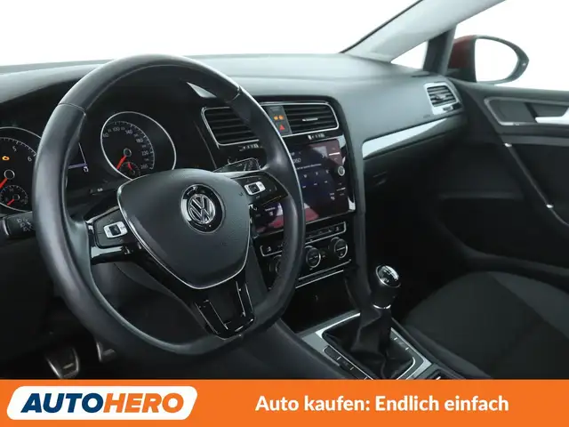 Volkswagen Golf view 11