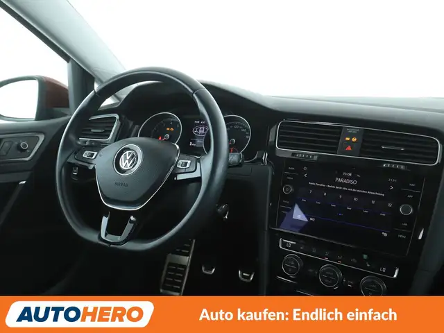 Volkswagen Golf view 13