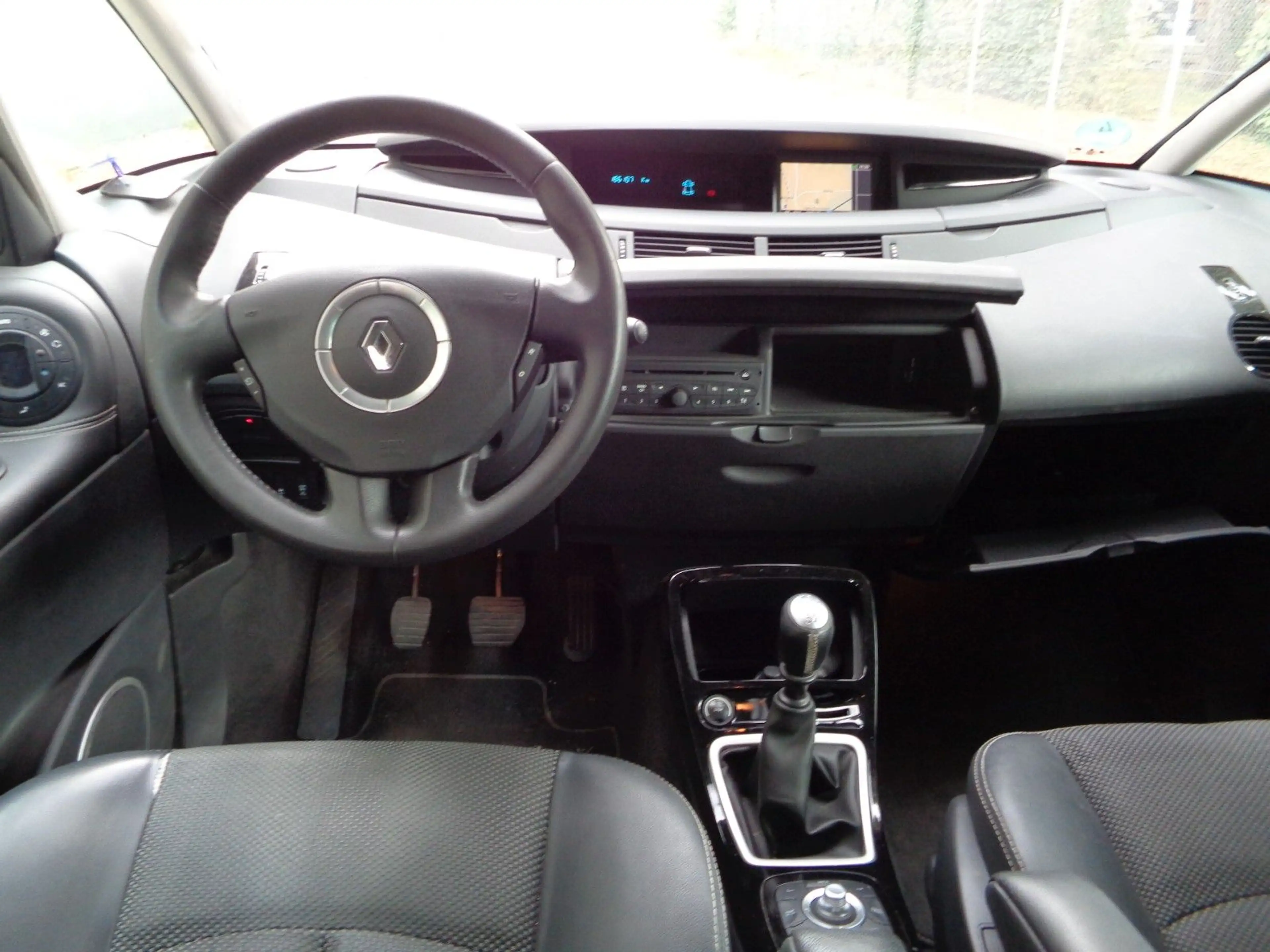 Renault Espace IV Celsium 2,0 110 kW dCi /6 Sitze — photo 9