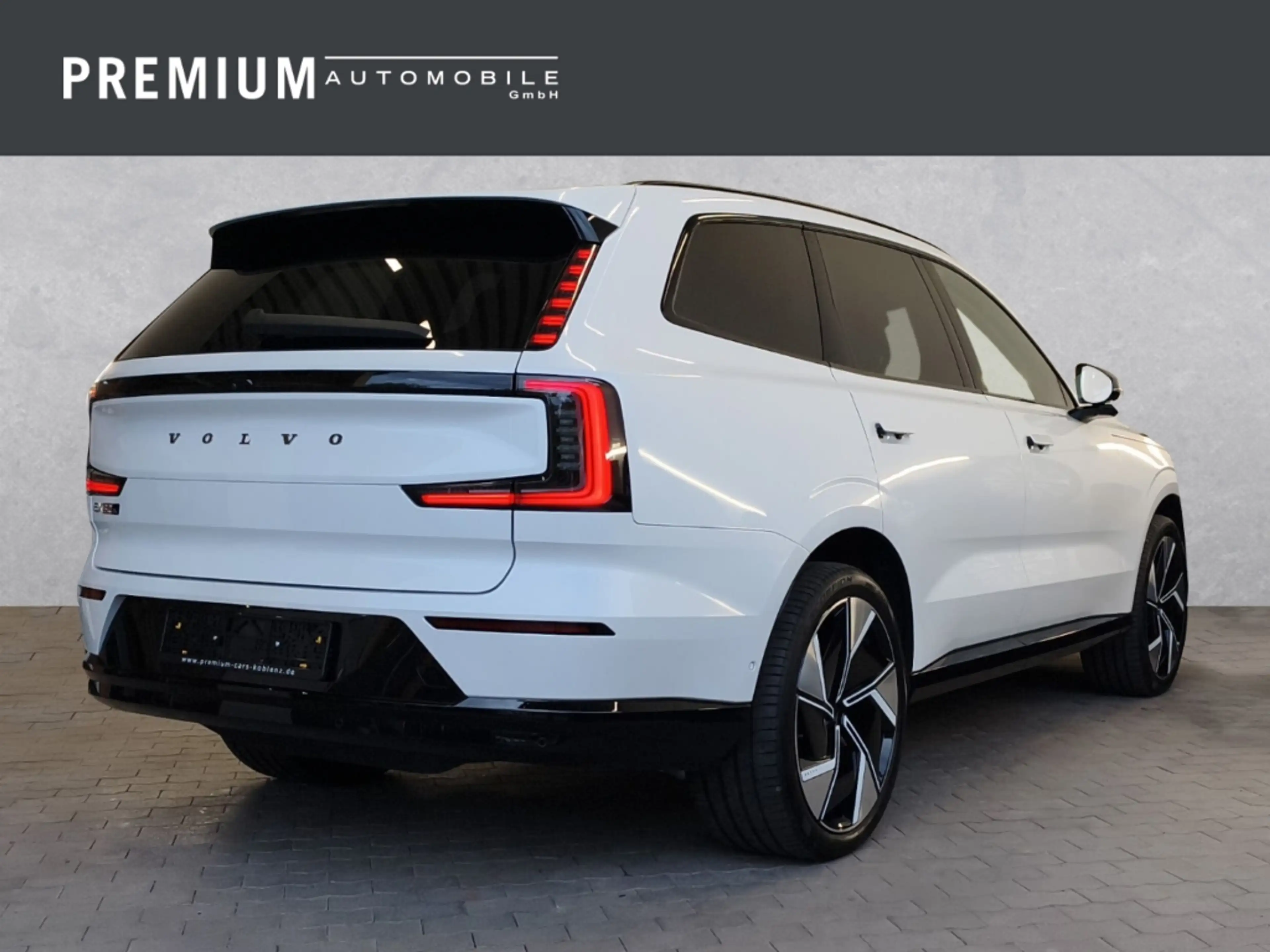 Volvo EX90 Ultra Pure Electric AWD 7-Sitzer Bowers & Wilkins — photo 2