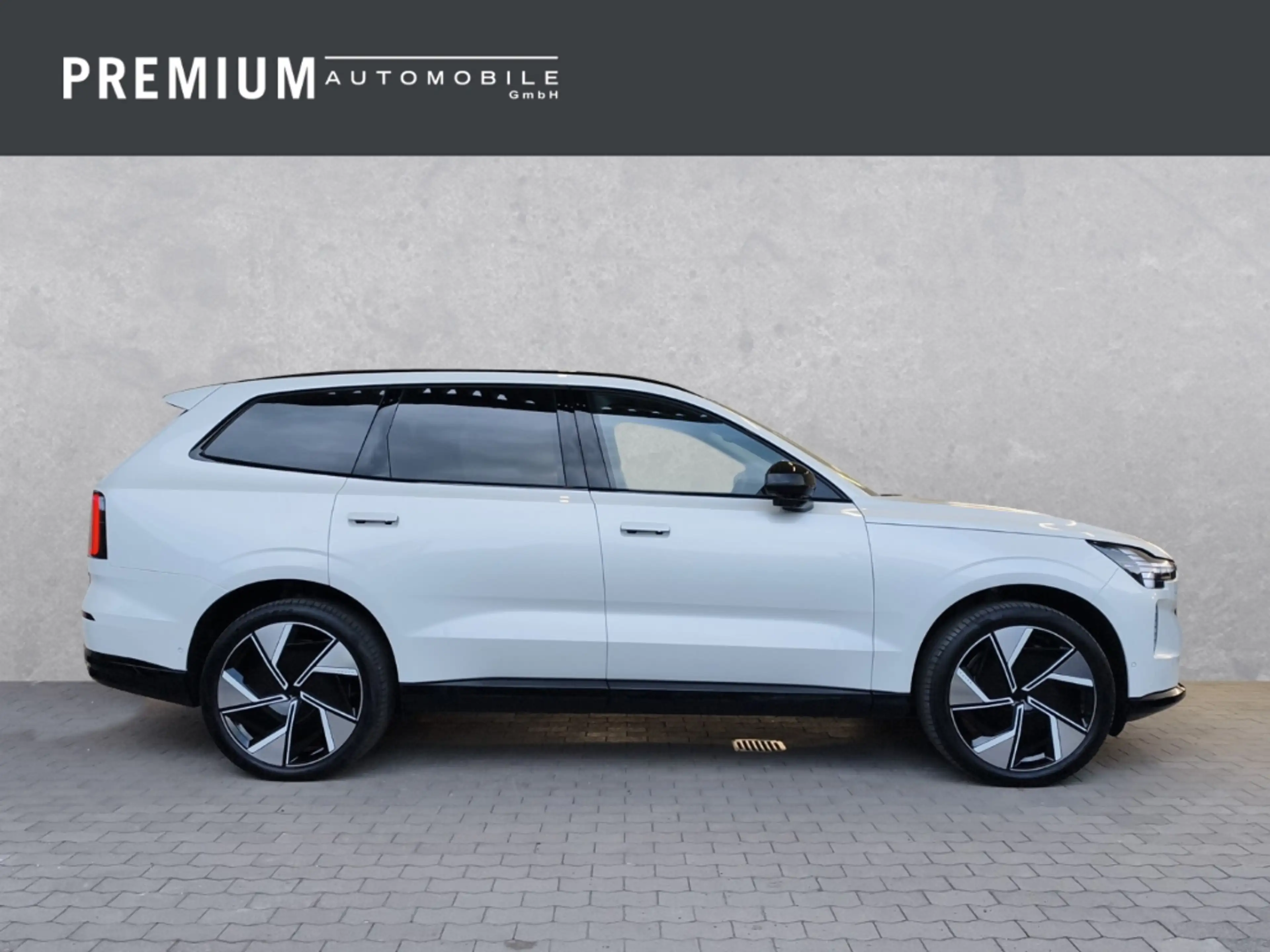 Volvo EX90 Ultra Pure Electric AWD 7-Sitzer Bowers & Wilkins — photo 6