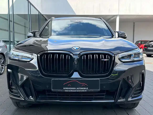 BMW X3 M view 5