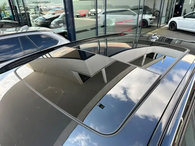 BMW X3 M view 9