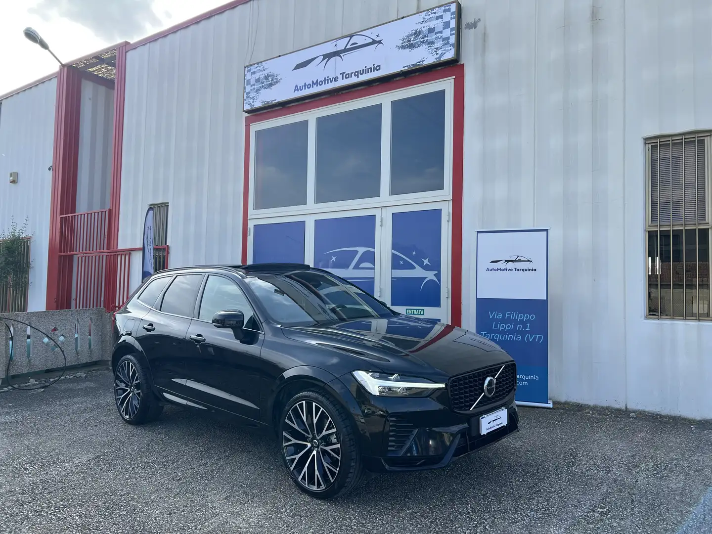 Volvo XC60 2.0 B4 Ultimate Dark AWD-TETTO-Cerchi 22-LEGGI Black - 1