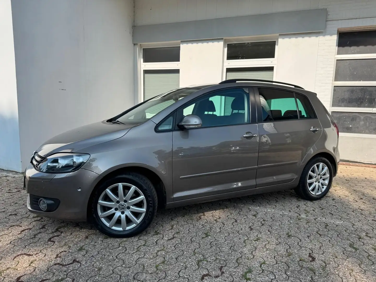 Volkswagen Golf Plus 1.4 TSI Team 2.Hand DSG AHK Navi Sitzh Braun - 2