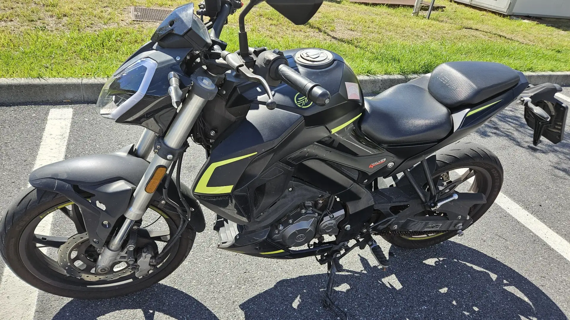 Keeway RKF 125 Zwart - 2