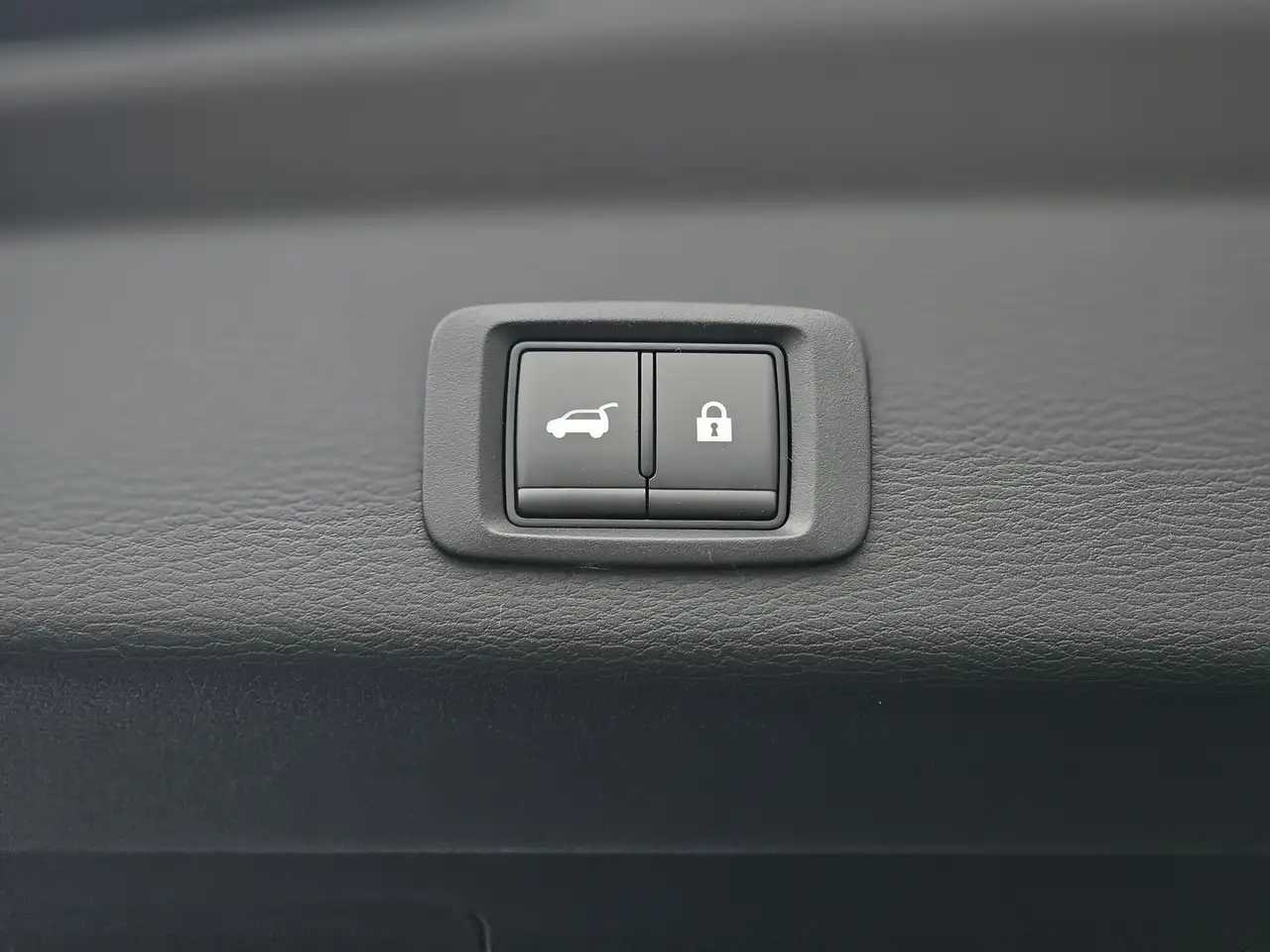 Mitsubishi Outlander снимка Mitsubishi Outlander