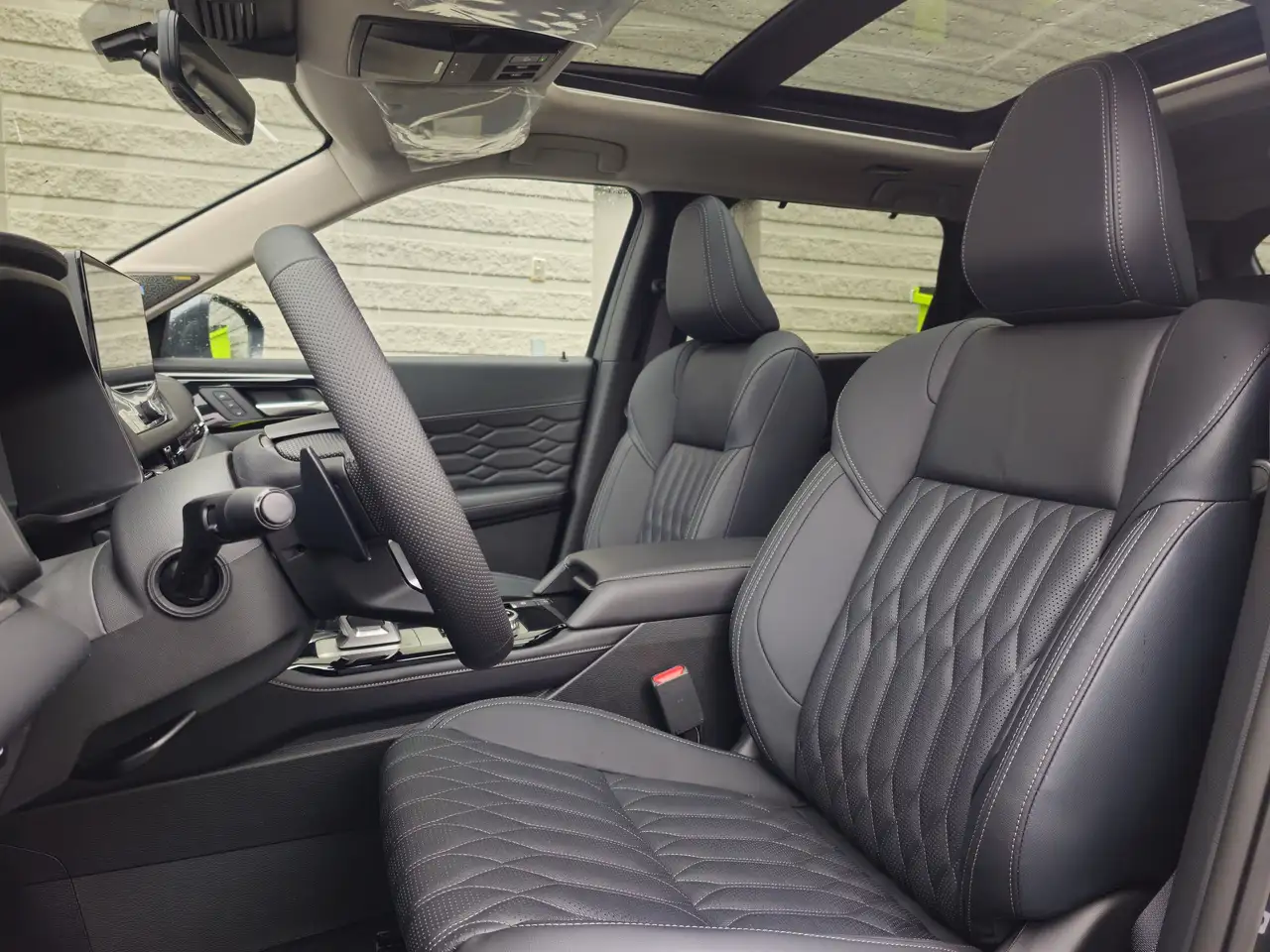 Mitsubishi Outlander снимка Mitsubishi Outlander
