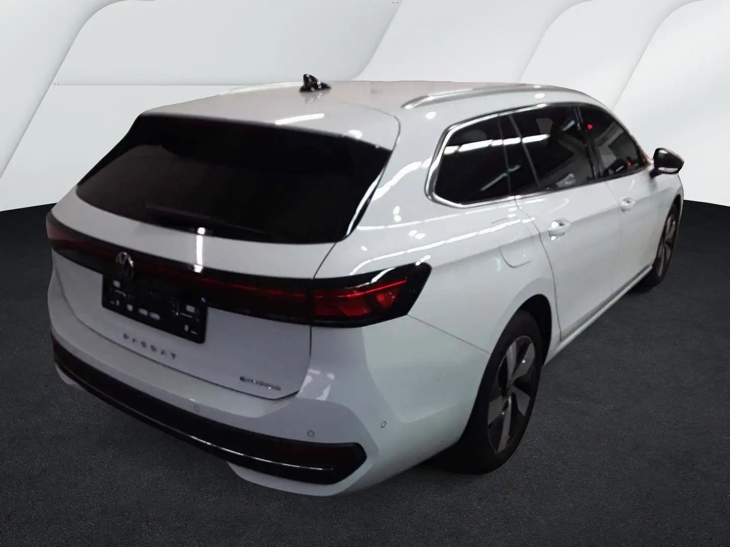 Volkswagen Passat Variant Passat 1.5 TSI eHybrid AHK, Navi, Kamera Weiß - 2