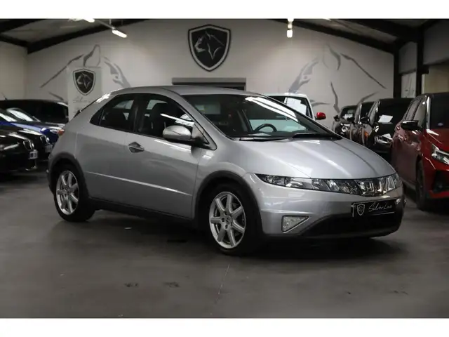 Honda Civic Civic 1.8 i-VTEC 140 SPORT / 1ERE MAIN / HISTORIQUE / 2JEUX DE JANTES