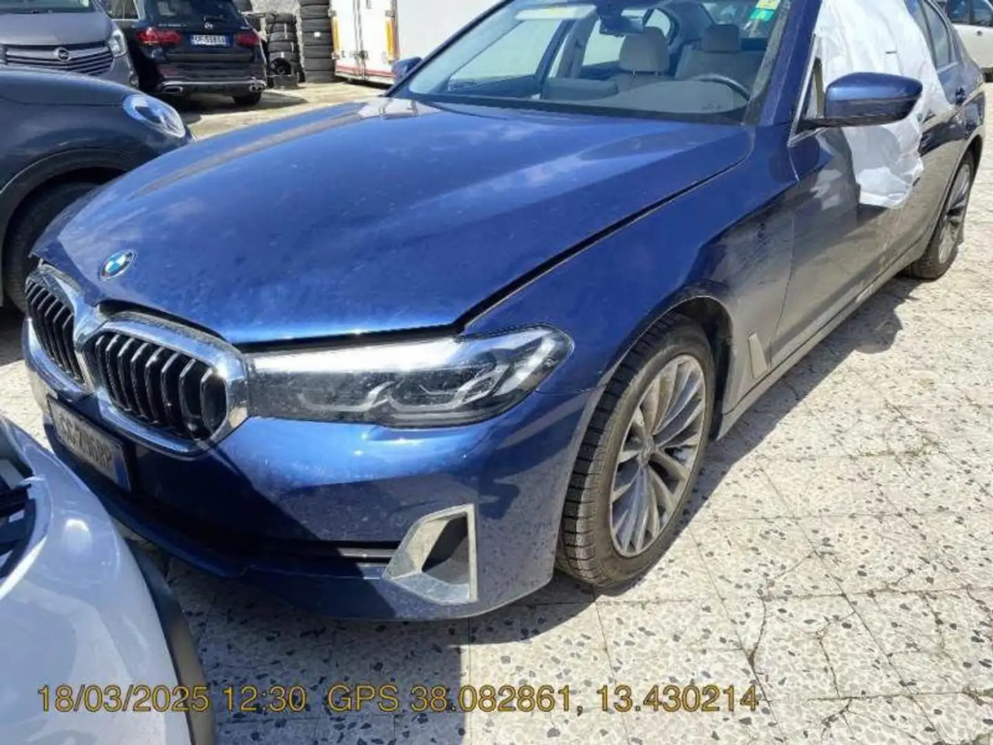 BMW 520 d 48V Luxury Blauw - 1