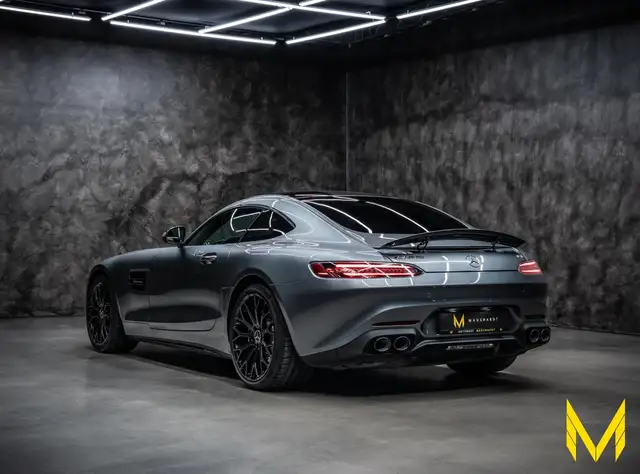 Mercedes-Benz Amg GT view 4