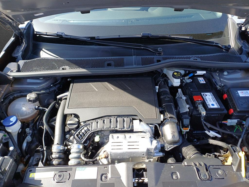 Peugeot 2008 Neuer 2008 Allure PureTech 100 — photo 5