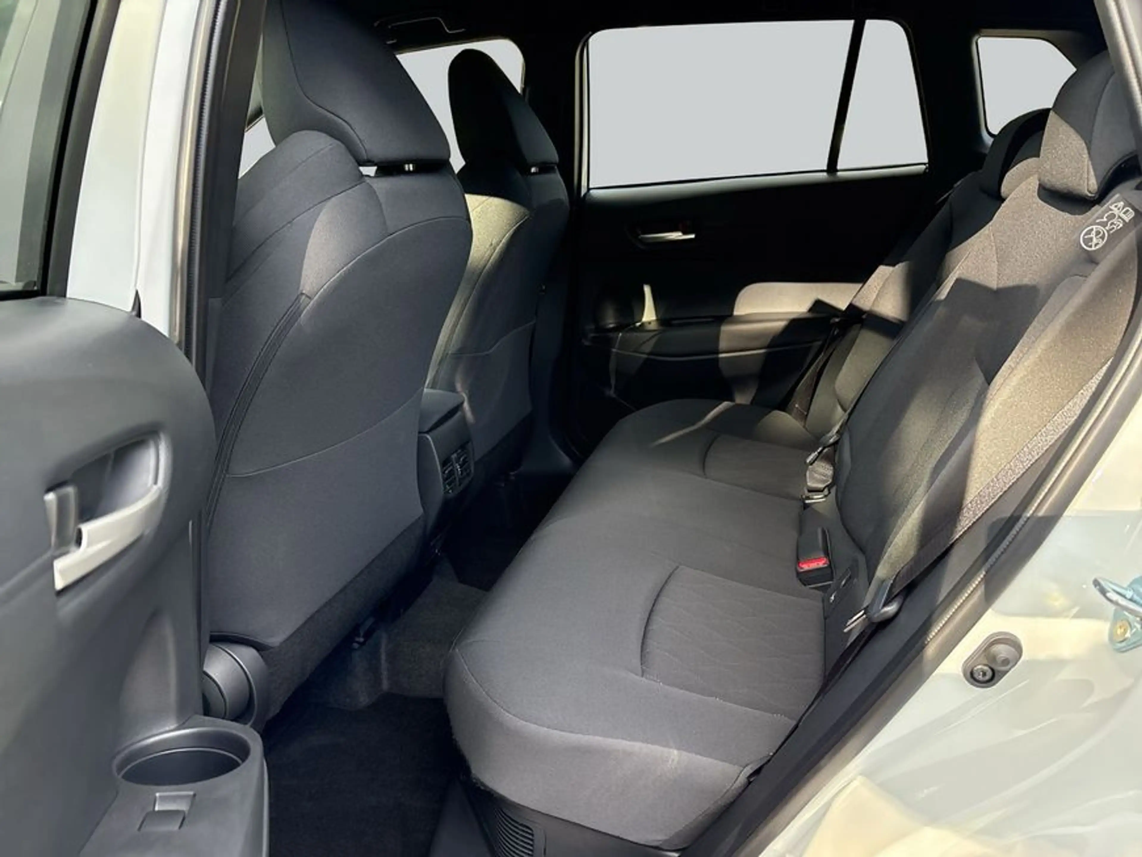 Toyota Corolla Cross Hybrid 1.8 Teamplayer Navi Kamera — photo 11
