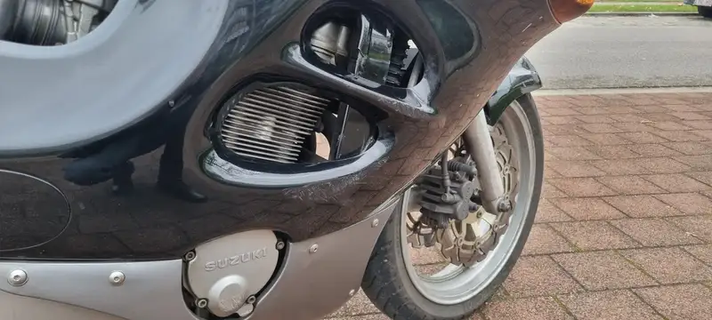 Suzuki GSX 750 - foto 7