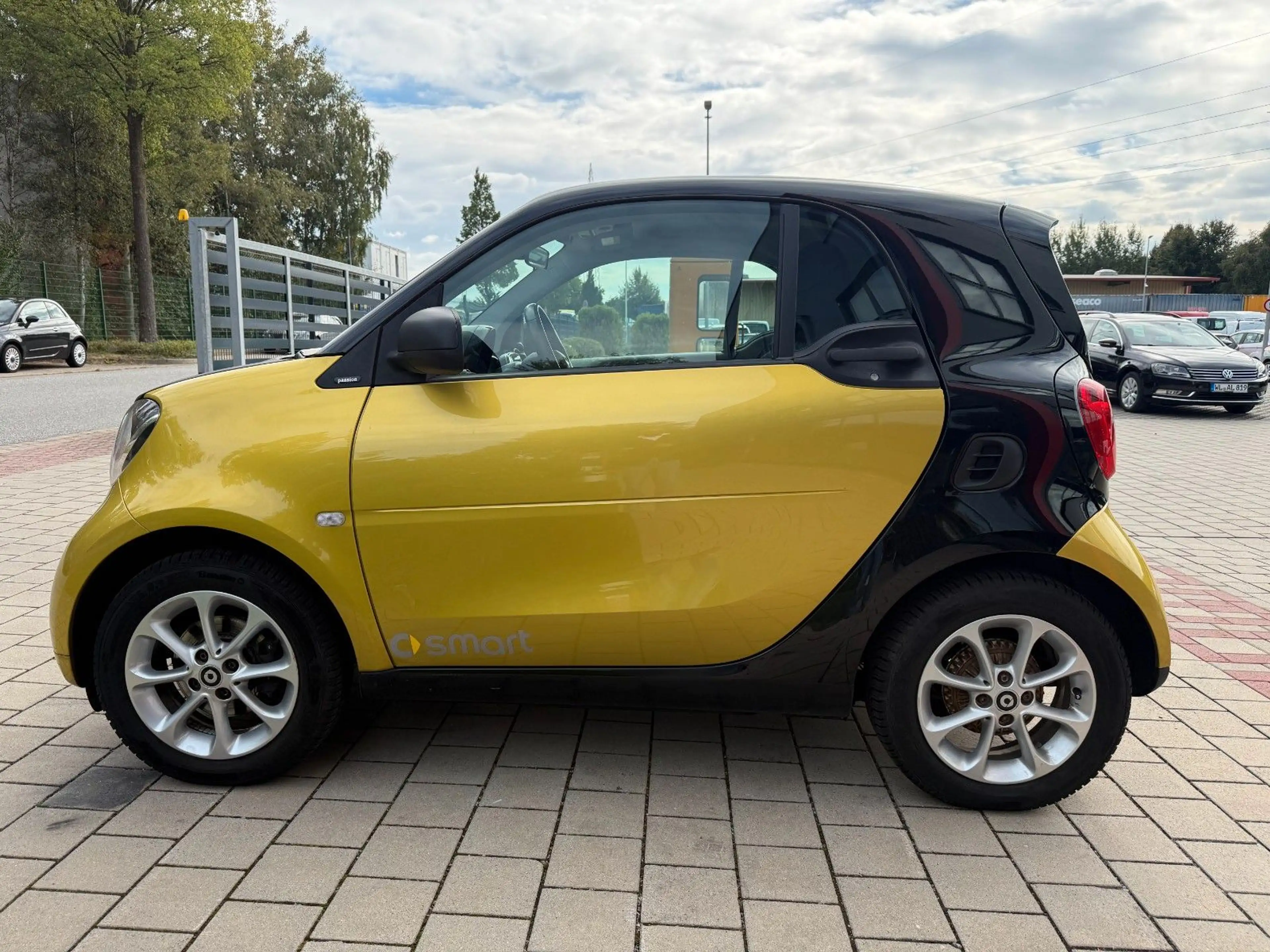 smart forTwo coupe (Tüv&Insp.neu/Automatik/2 Hand) — photo 10