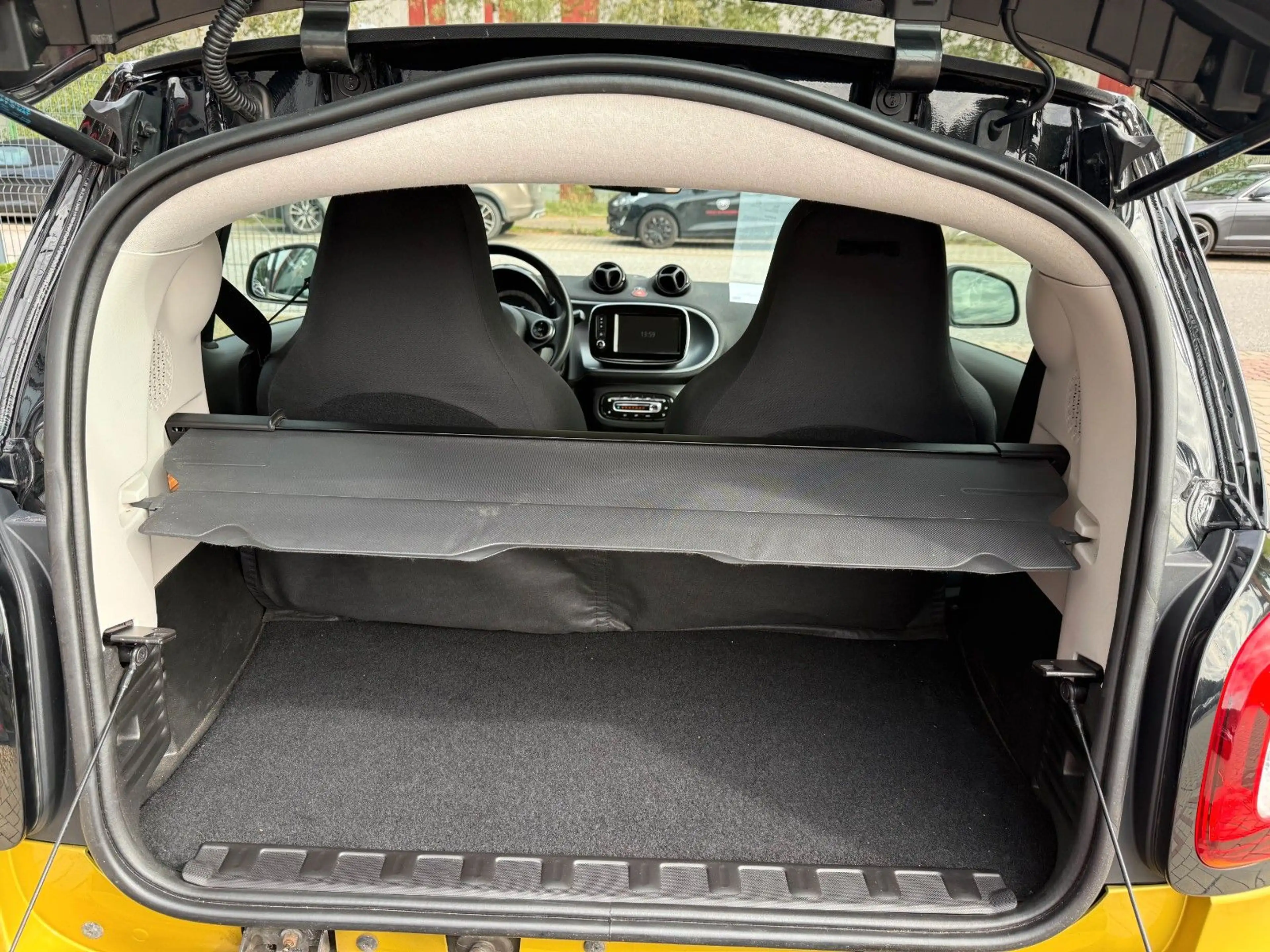 smart forTwo coupe (Tüv&Insp.neu/Automatik/2 Hand) — photo 13