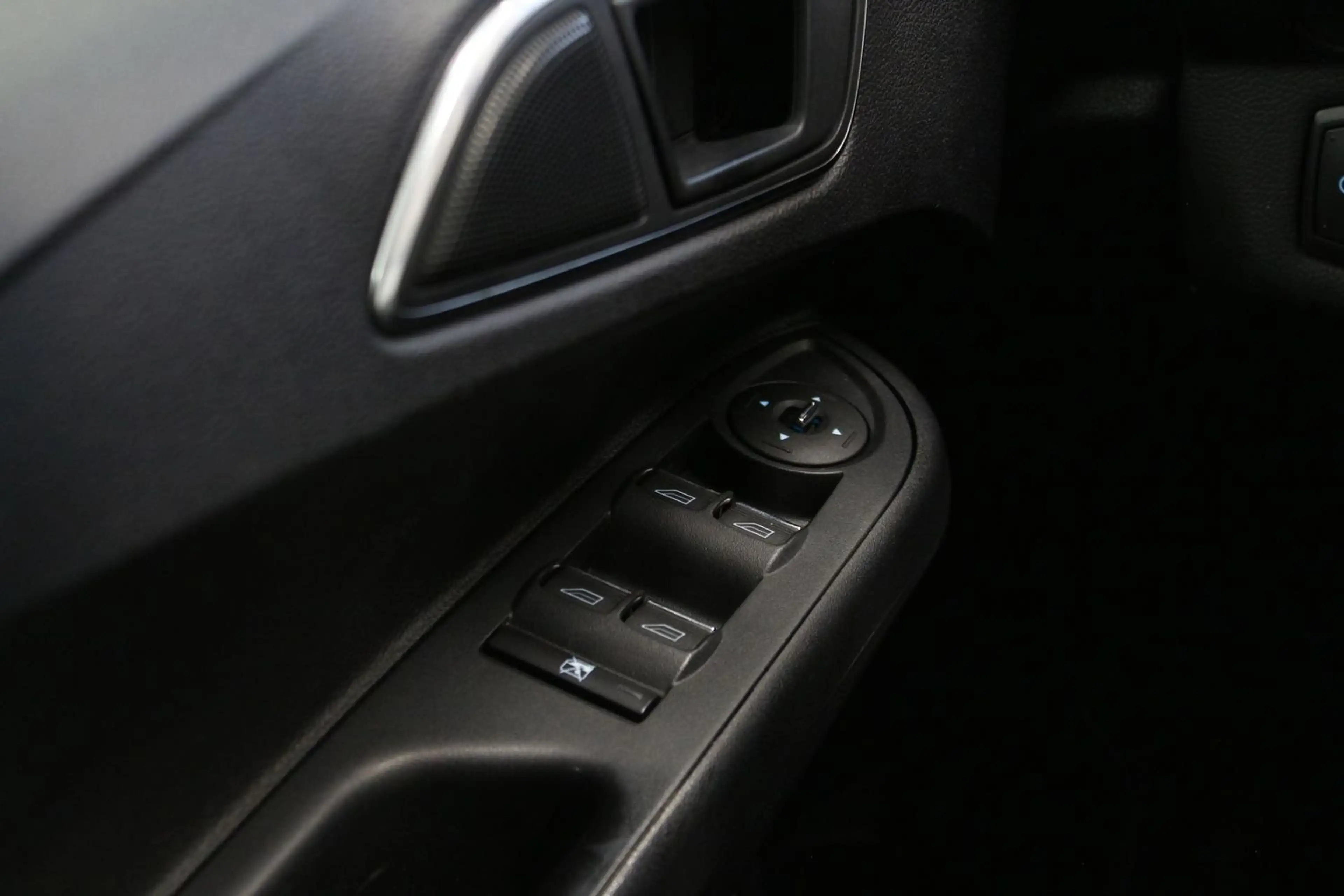Ford B-Max Trend Klimaanlage — photo 8