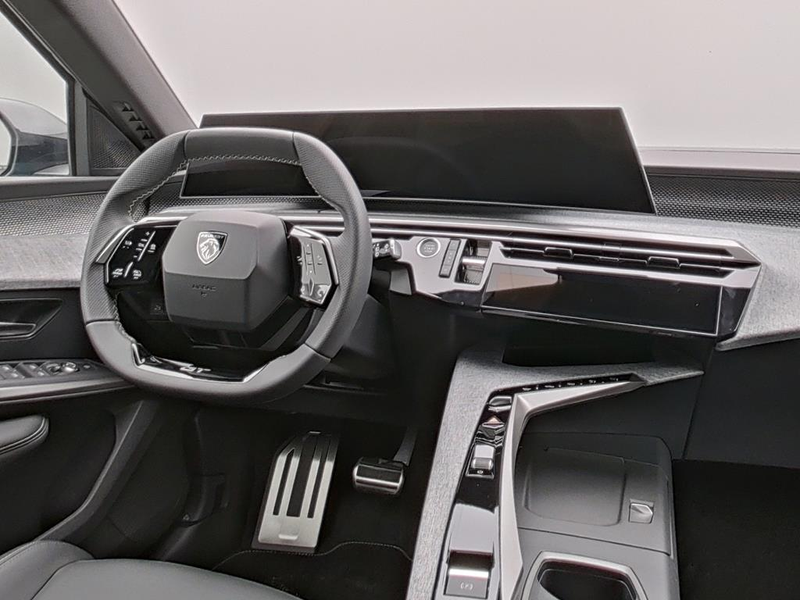 Peugeot 5008 GT HYBRID 145 e-DSC6 — photo 13