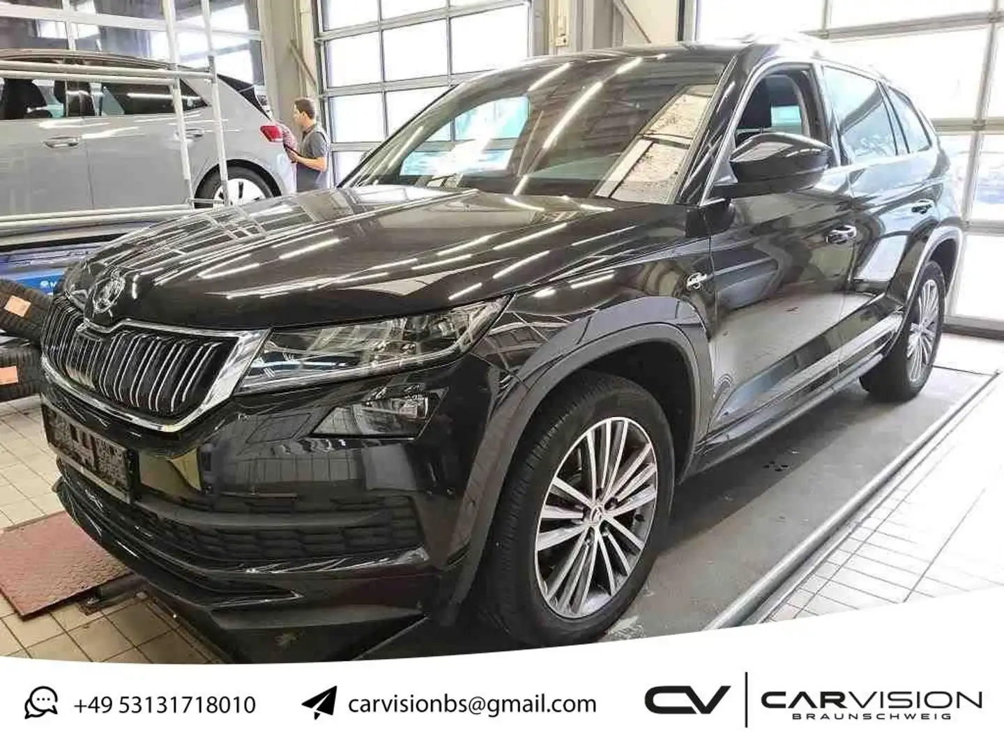 Skoda Kodiaq 2.0 TSI L&K 4x4 *STDHZG*ViCo*AHK*360°*LED Schwarz - 1