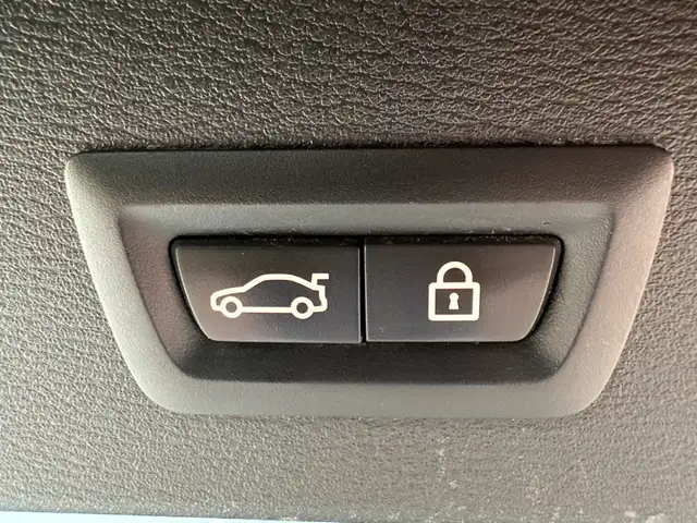 BMW X1 view 11