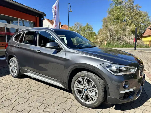 BMW X1 main image