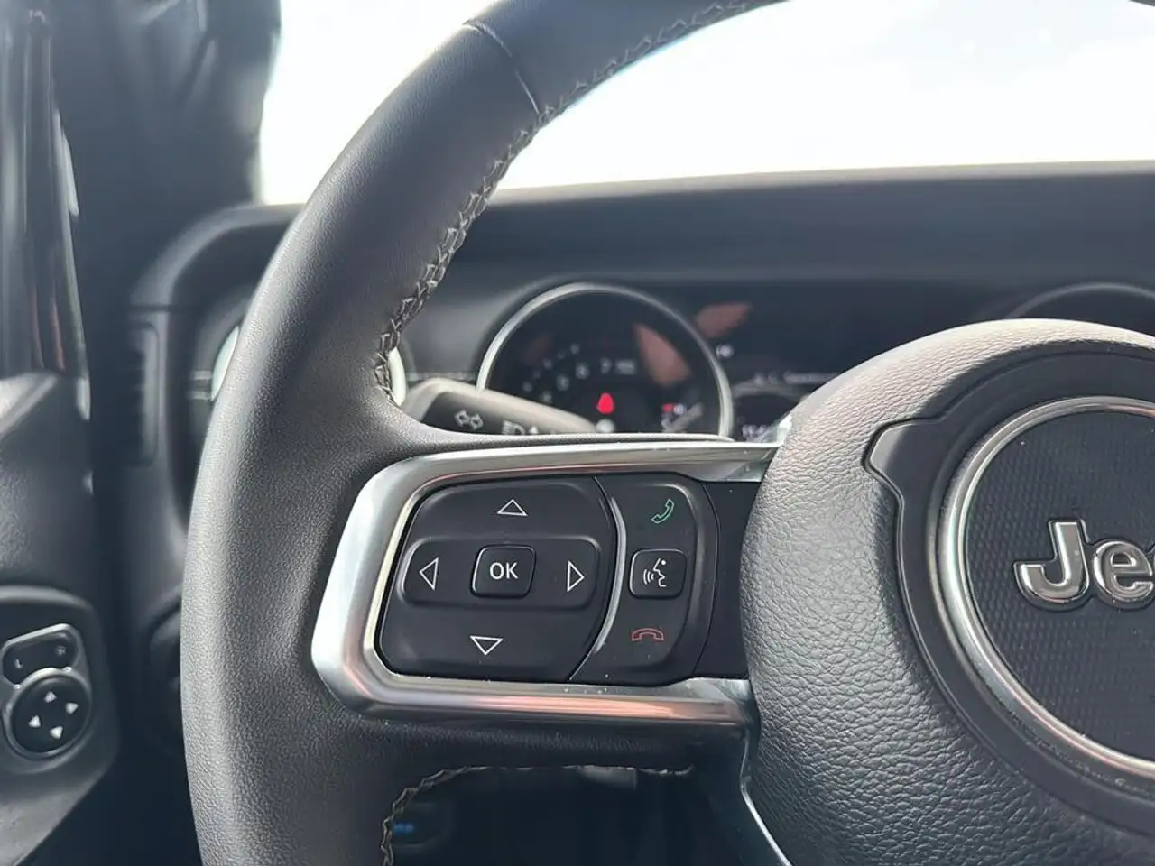 Jeep Wrangler снимка Jeep Wrangler