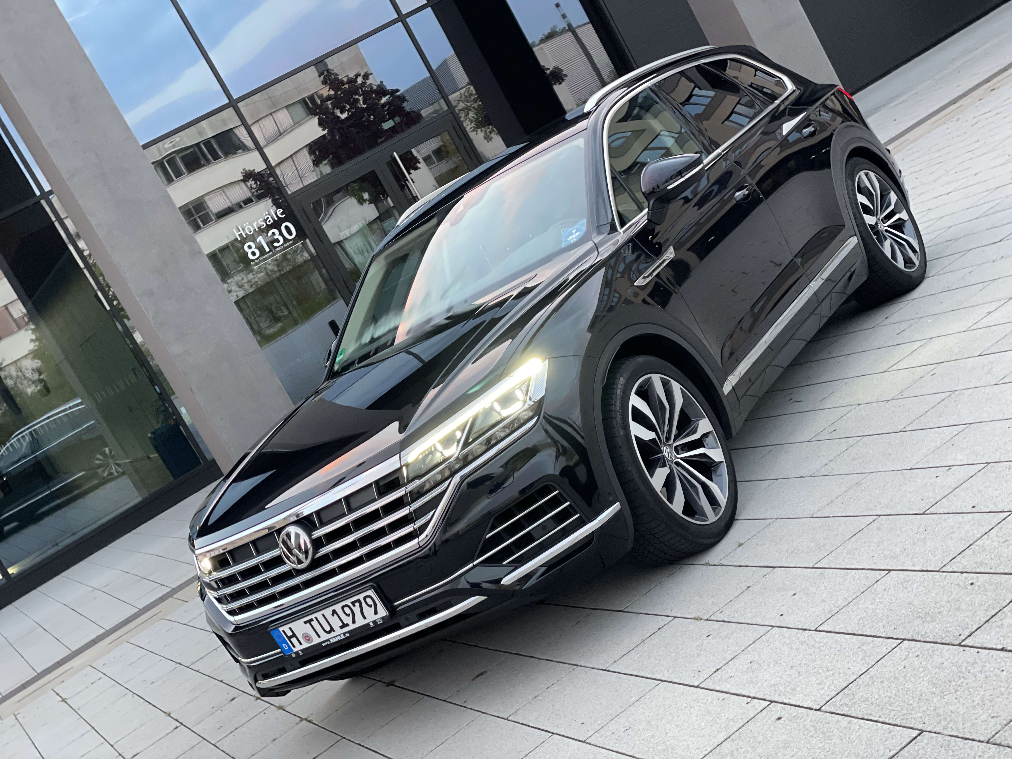 Second hand Volkswagen Touareg 3.0 TDI