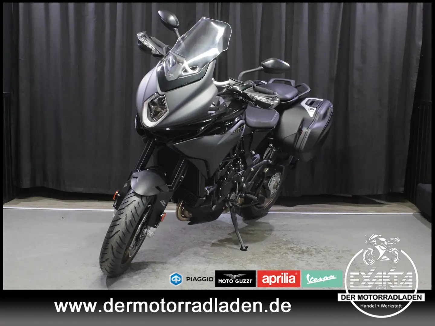 MV Agusta Turismo Veloce 800 TURISMO VELOCE 800 LUSSO SCS // KOFFER // Negro - 1