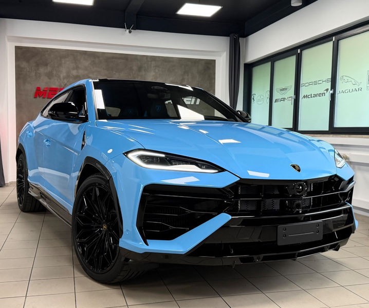 Lamborghini Urus URUS SE BIG-CARBONPACK B&O MASSAGE PR26 FULLOPT! — photo 3