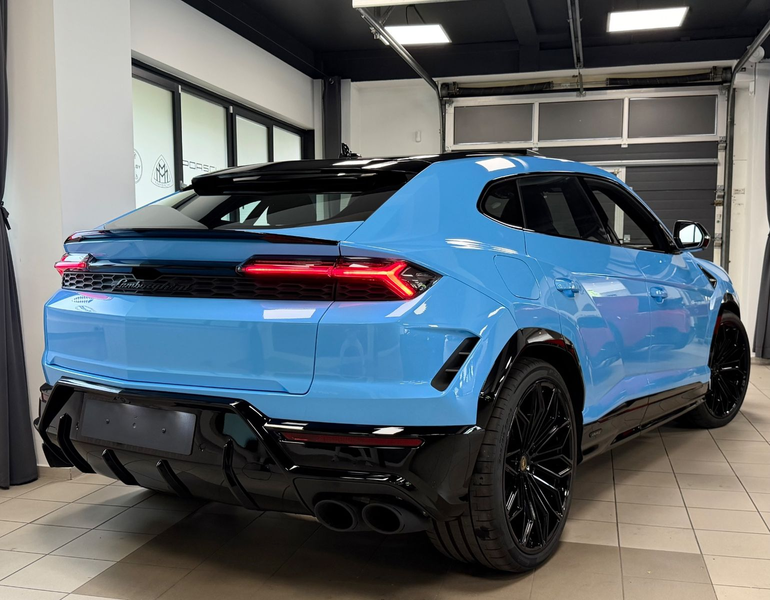 Lamborghini Urus URUS SE BIG-CARBONPACK B&O MASSAGE PR26 FULLOPT! — photo 4