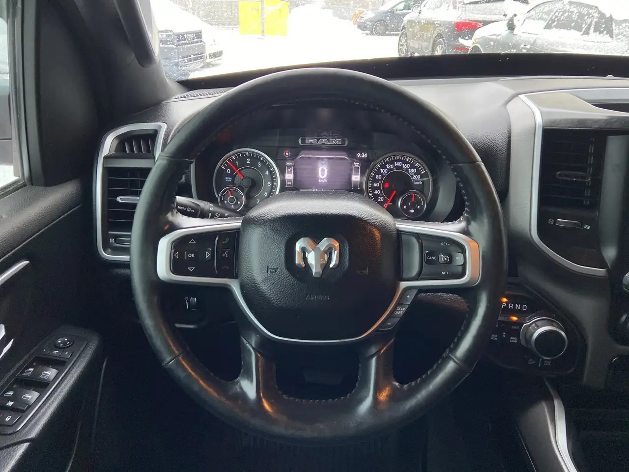 RAM 1500 снимка RAM 1500