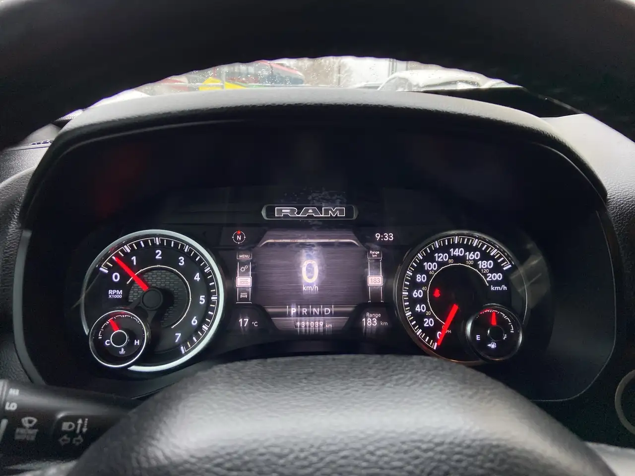 RAM 1500 снимка RAM 1500