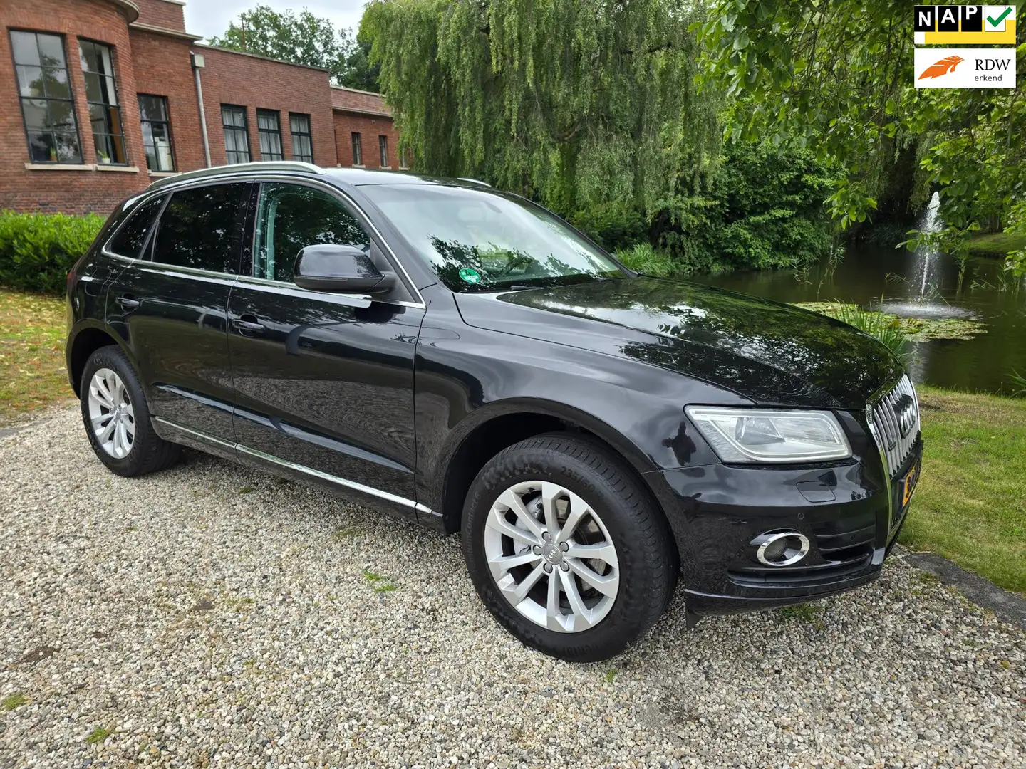 Audi Q5 2.0 TFSI quattro Pro Line Automaat 4 nieuwe banden Zwart - 1