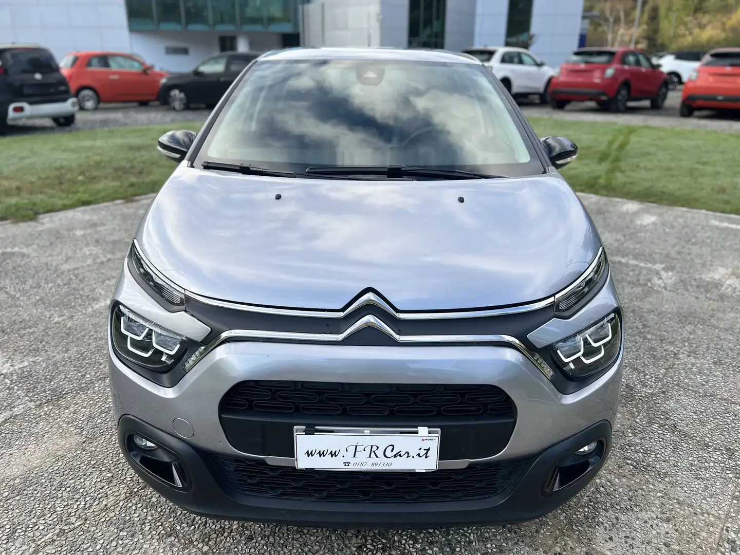 Citroen C3 110 S&S EAT6 Shine NO VINCOLI FINANZIAMENTO Grigio - 2