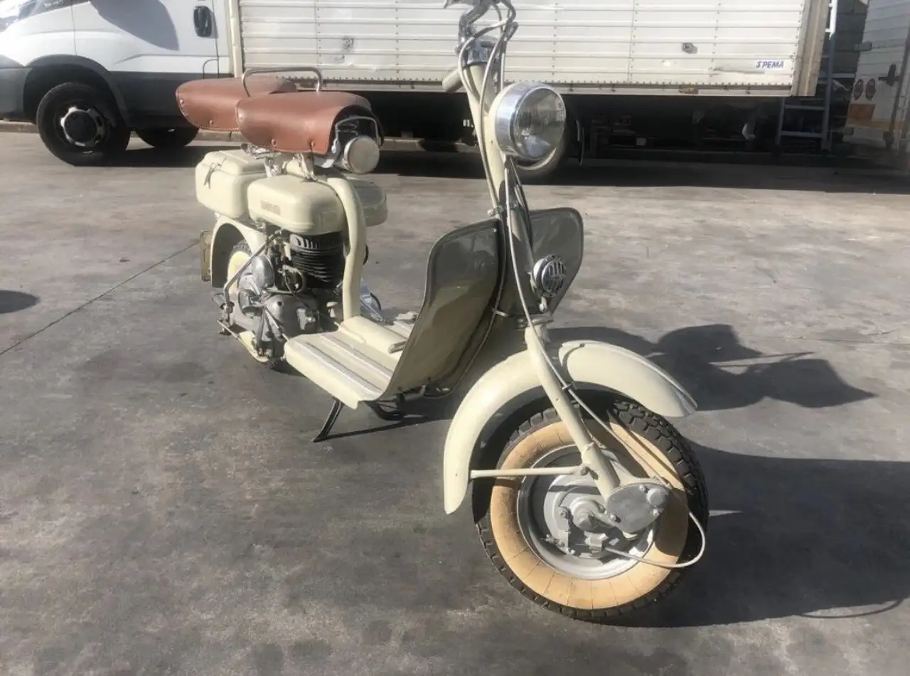 Lambretta F