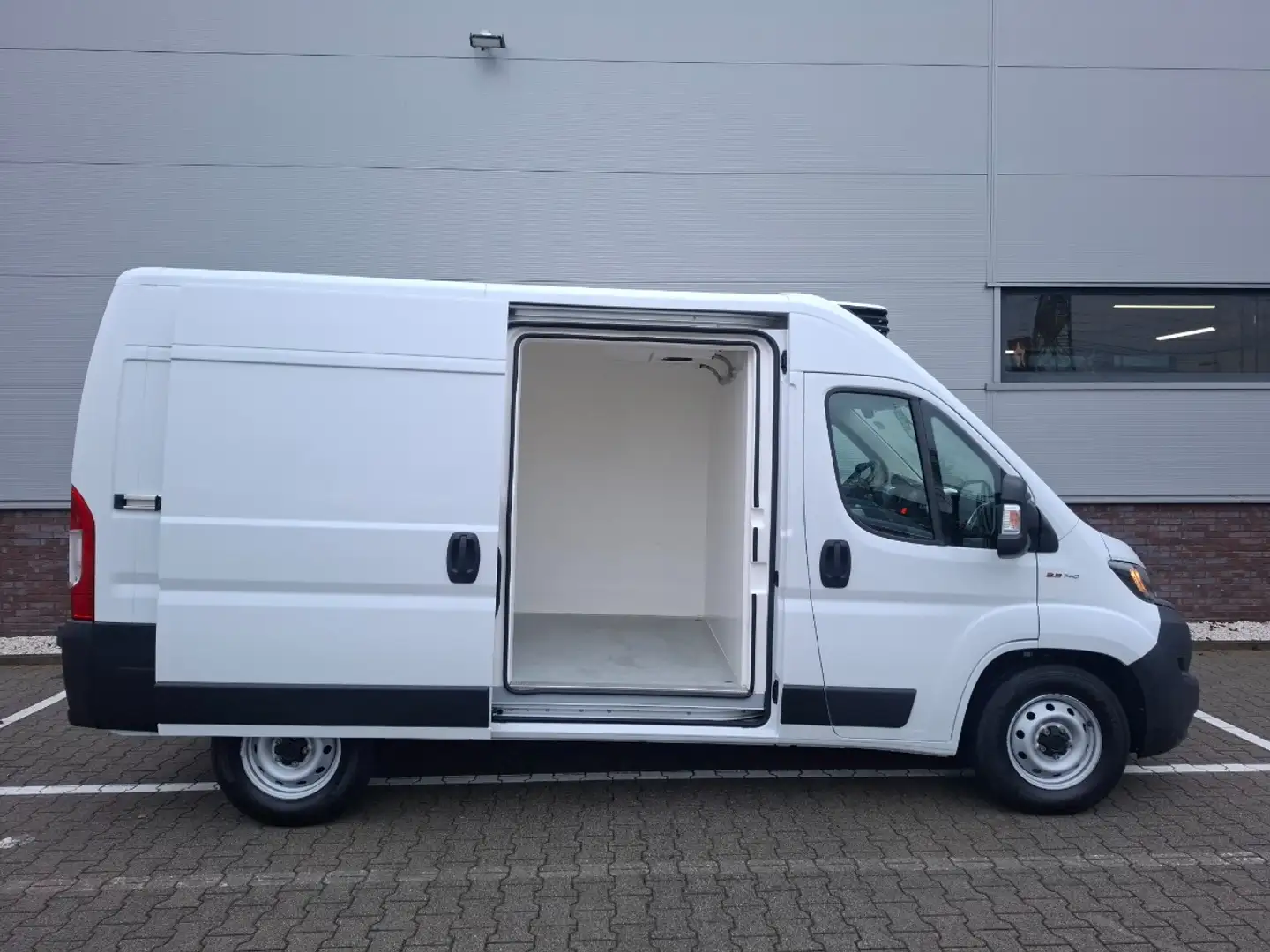 Fiat Ducato 2.2 MultiJet L2 H2 Koelwagen Dag en Nacht Blanc - 2