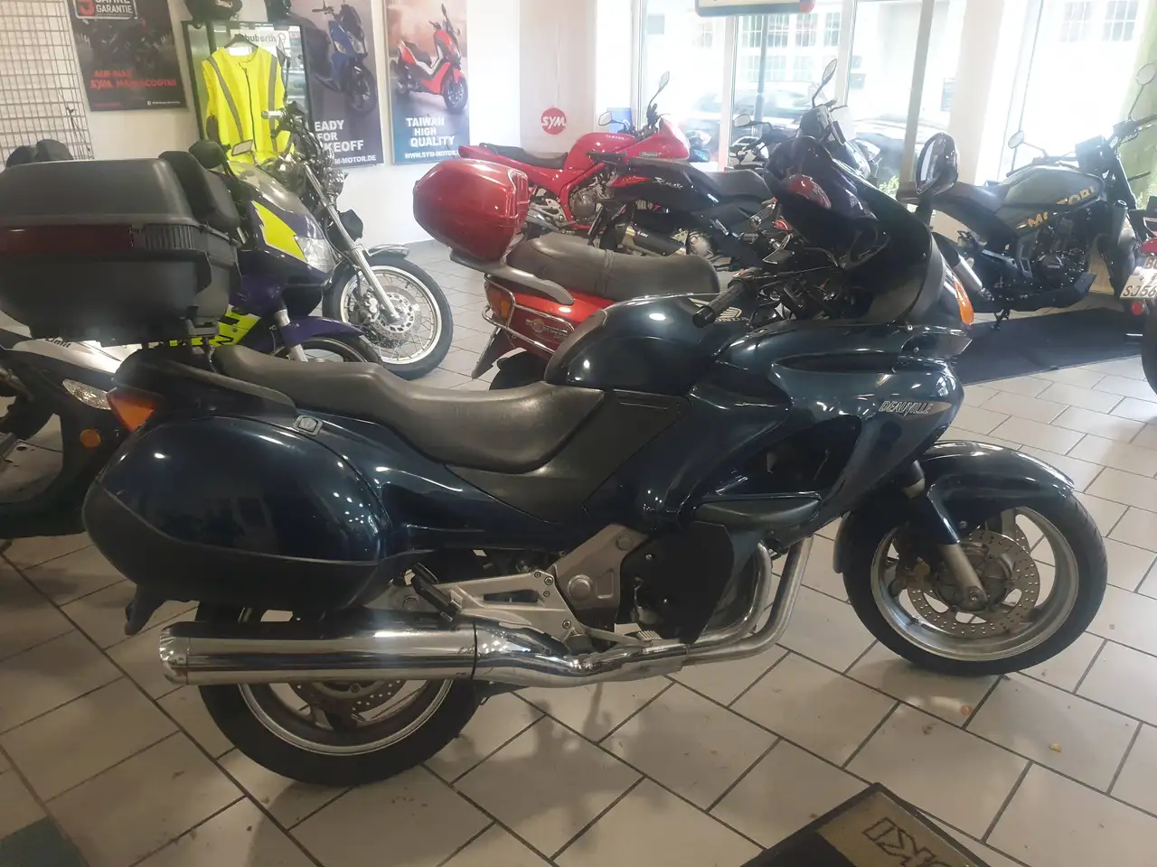 Honda Deauville