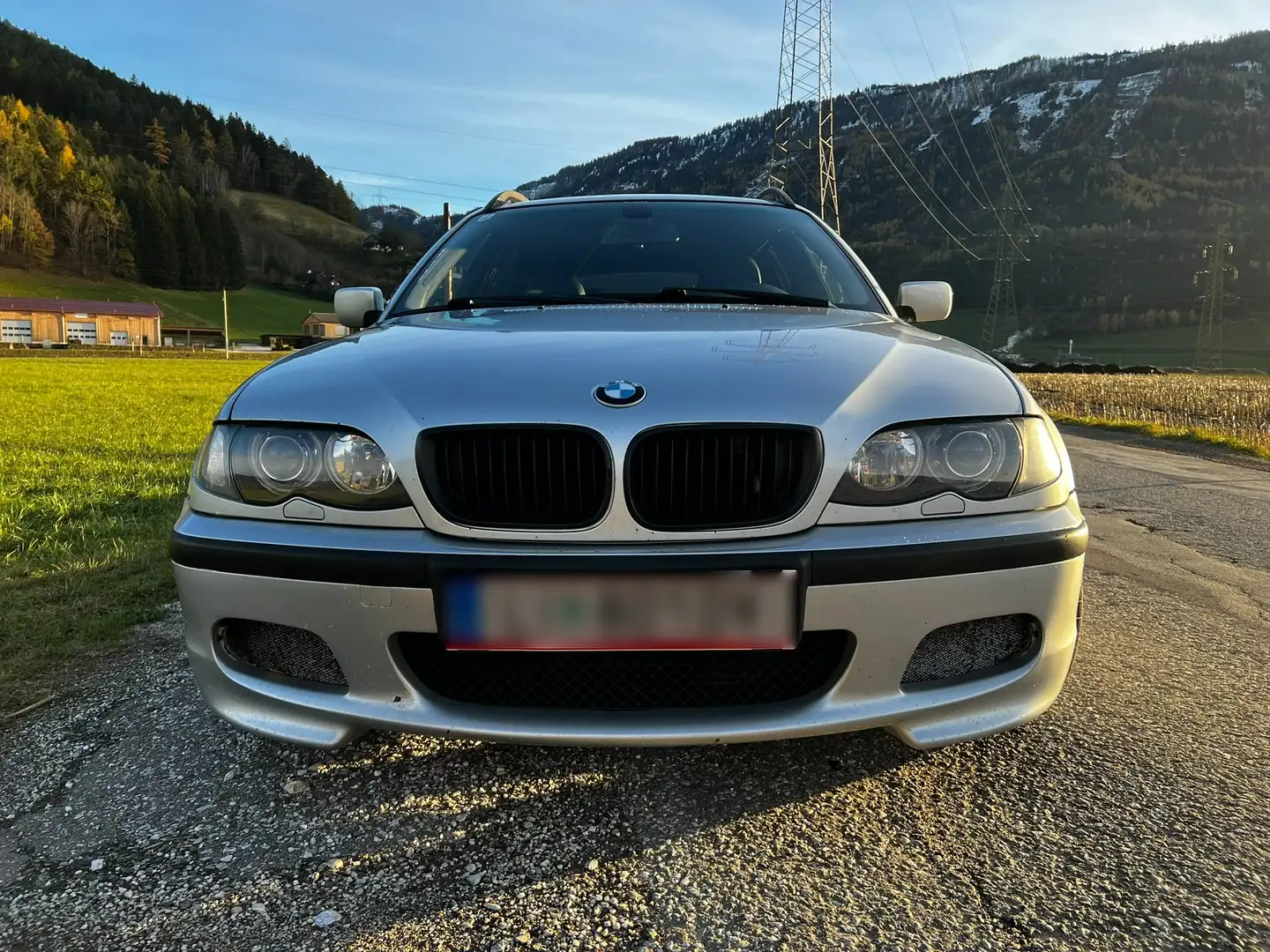BMW 330 330xd touring Silber - 2