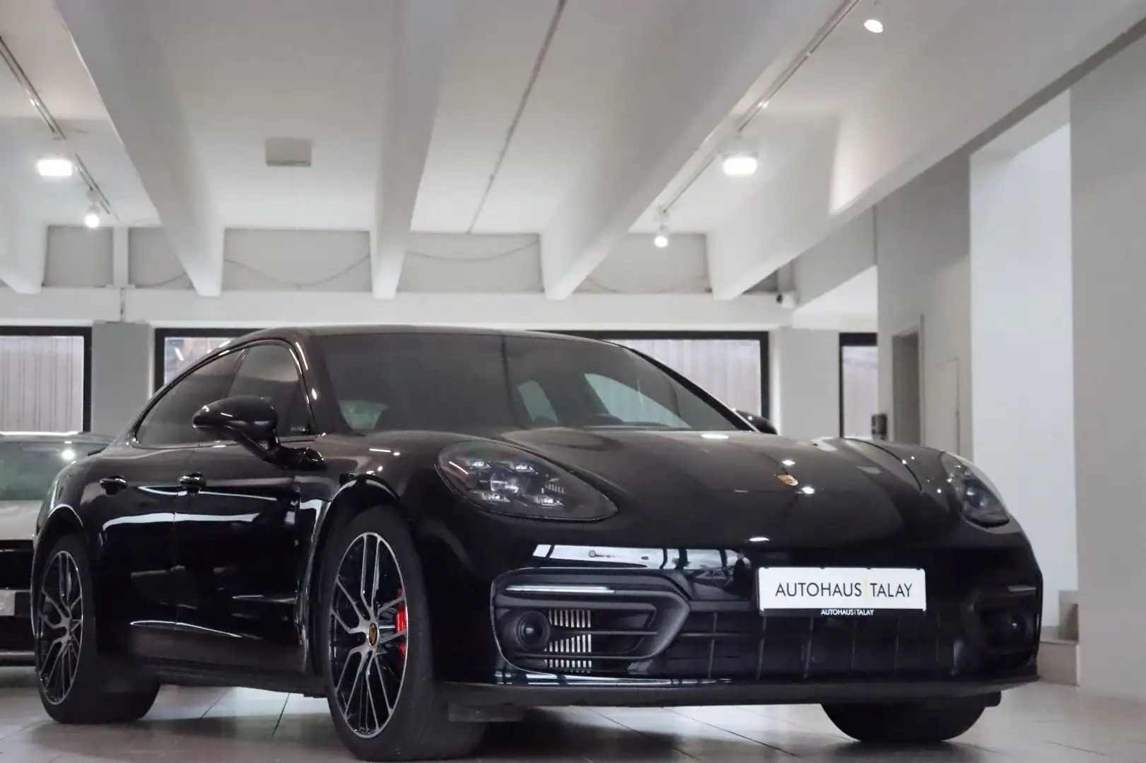 Porsche Panamera 4 S HUD/Softcl./360/ACC/Pano/Ambi Schwarz - 1