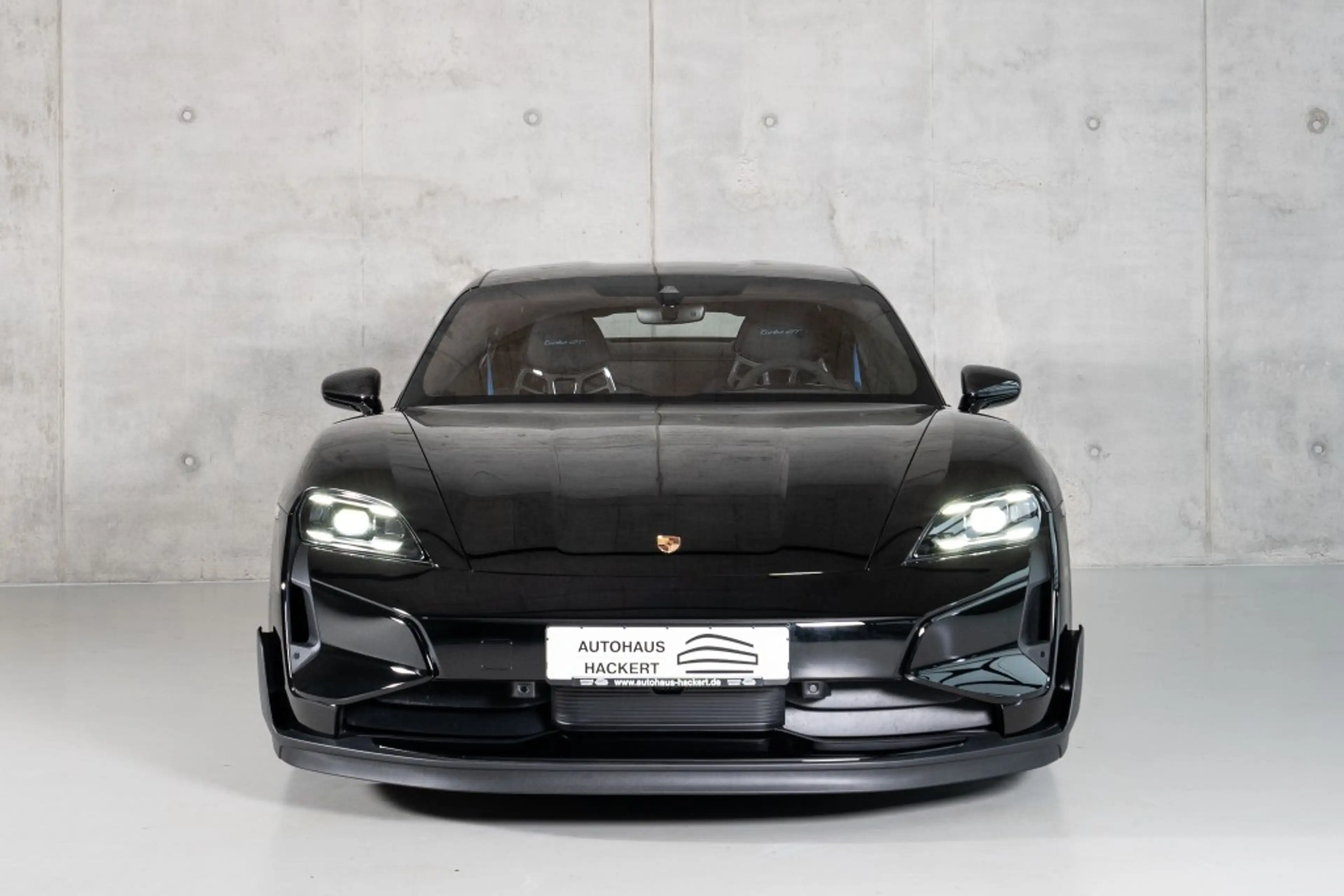 Porsche Taycan Turbo GT WEISSACH-PACKET ON STOCK! — photo 3